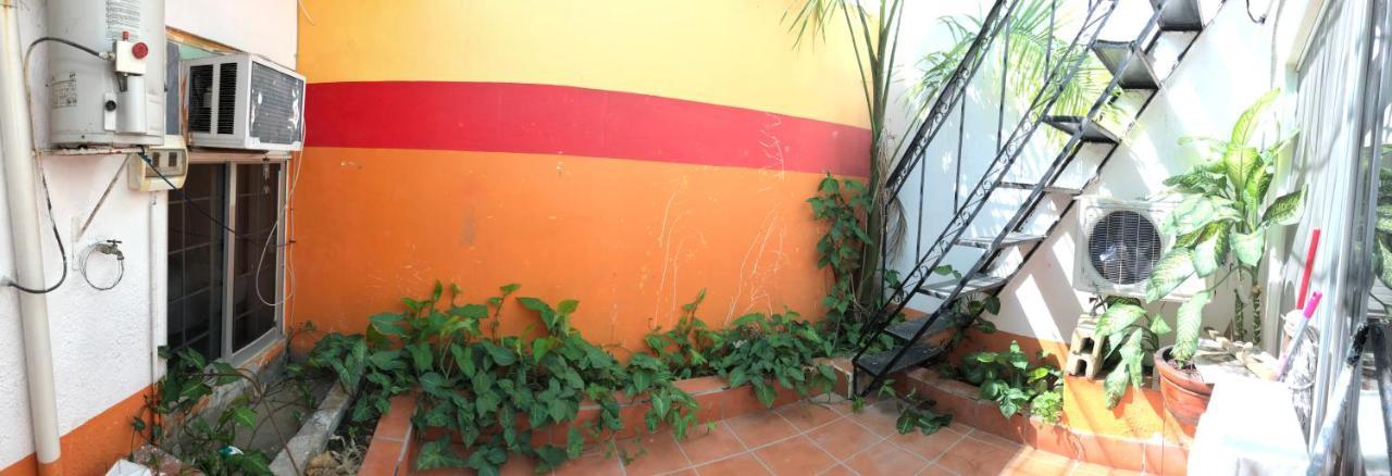 Mini Hostal Cultural De Mazatlán Exteriör bild