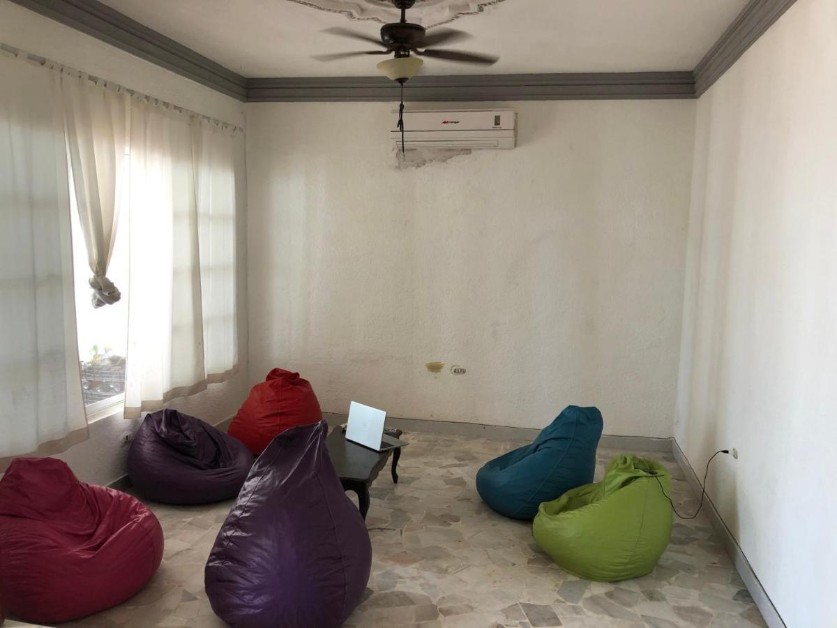 Mini Hostal Cultural De Mazatlán Exteriör bild
